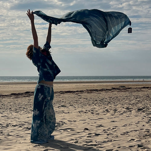 Soleil Plumé Scarf